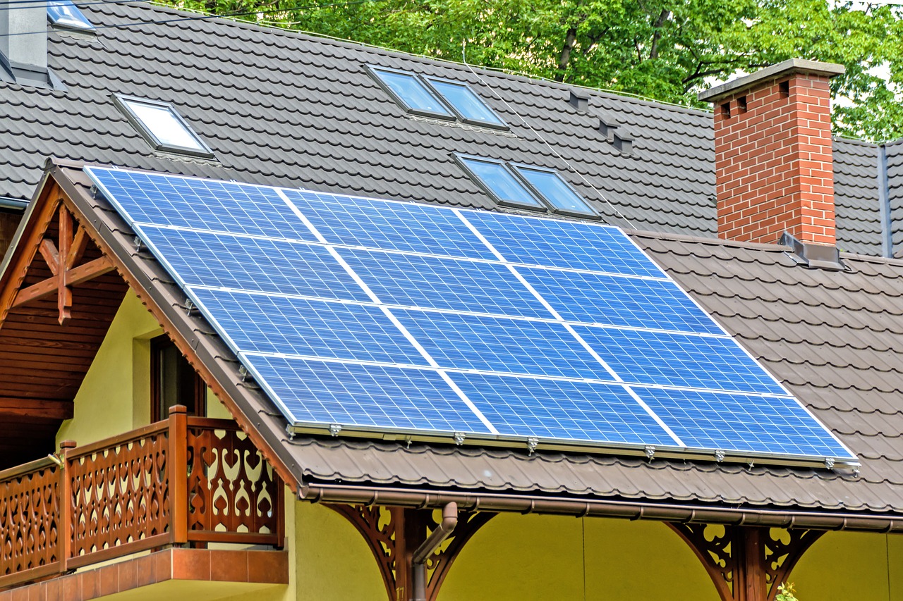 More People Are Going Solar ... why?